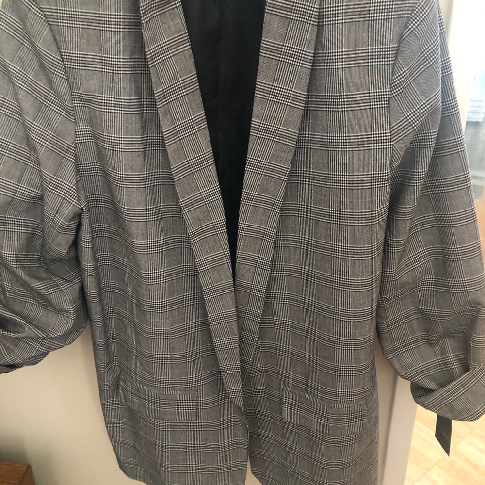 Mossimo  Size Large Women’s Gray Glen Plaid Blazer Brand New With Tags